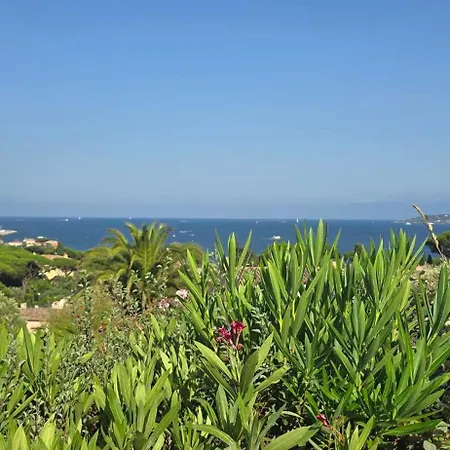 Lejlighed With Sea View Terrace And Shared Pool