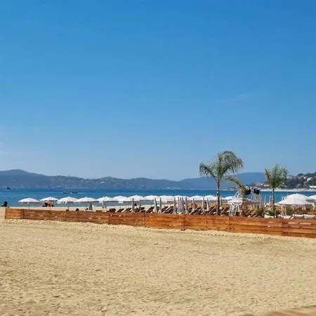 With Sea View Terrace And Shared Pool Lejlighed